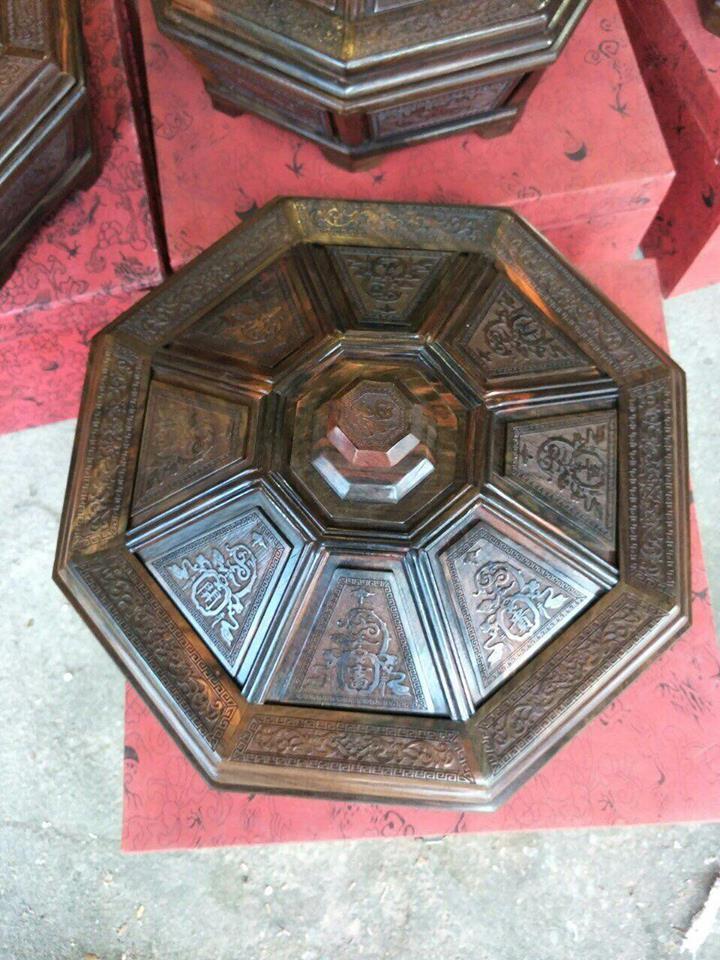 hộp bánh mứt tết 9 ngăn gỗ trắc