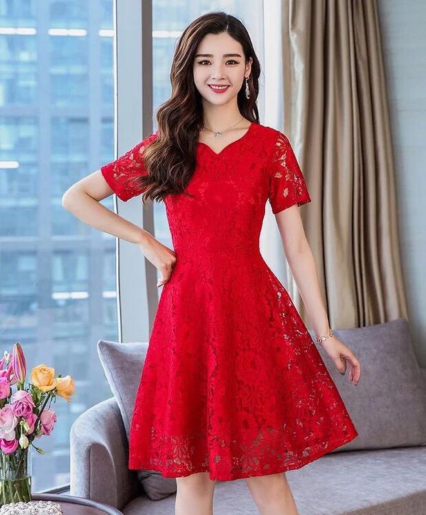 Đầm Xòe Ren Cổ Tim V-D0KN10 (Đỏ)