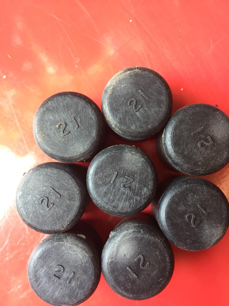 Bộ 8 Nắp bịt ngoài nhựa cho sắt tròn phi 21, Nắp chụp nhựa; nút bịt nhựa; đầu chụp nhựa; đầu bịt nhựa; nút bịt nhựa ống tòn phi 21