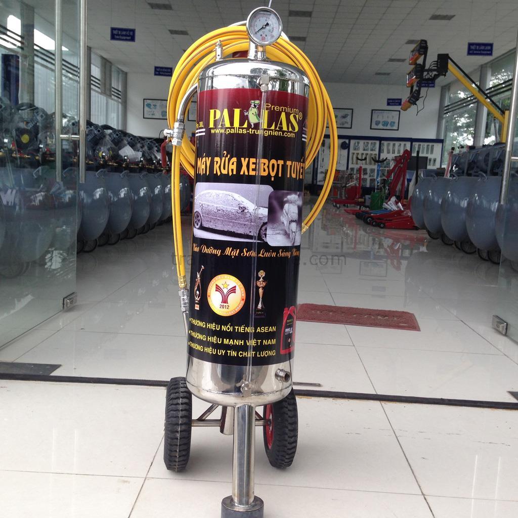 Máy rửa xe bọt tuyết Pallas 30L