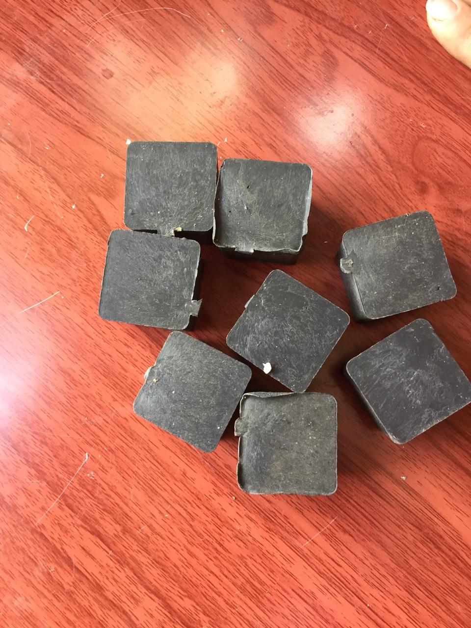 Bộ 50 Nắp bịt ngoài nhựa cho sắt hộp vuông 20x20mm; Nắp chụp nhựa; nút bịt nhựa; đầu chụp nhựa; đầu bịt nhựa; nút bịt nhựa vuông 20x20mm