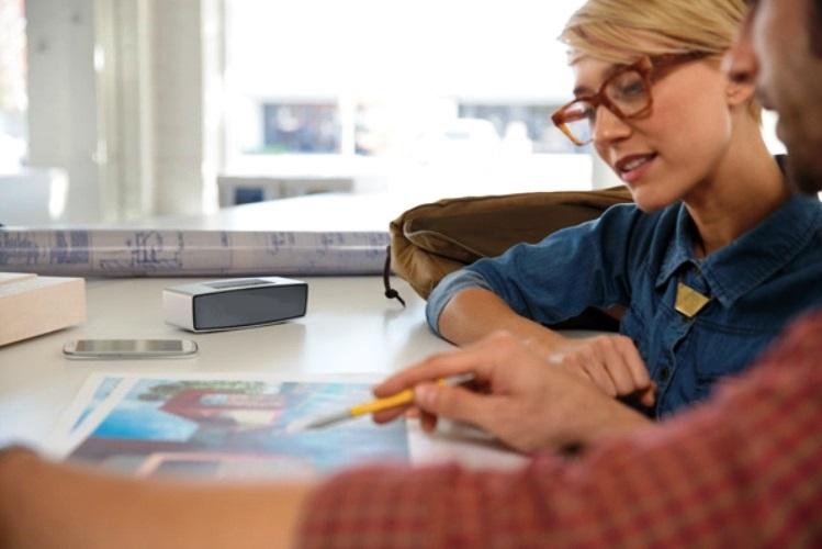 Loa bluetooth Soundlike mini âm thanh hay nhỏ gọn