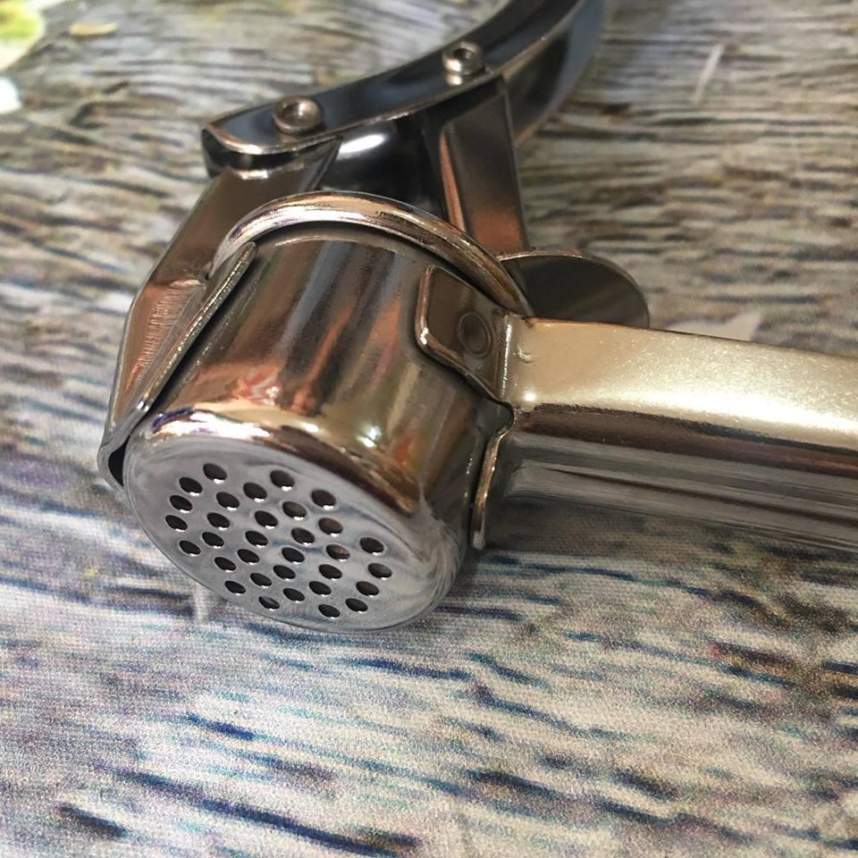 Dụng cụ ép tỏi bằng inox cao cấp