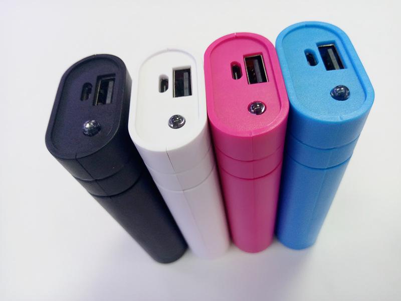 Box sạc dự phòng 2 cell 2.5A (Không bao gồm pin)