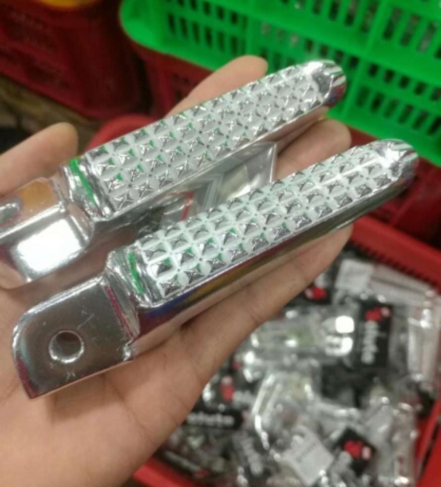 Cặp Gác chân sau Thái xe honda