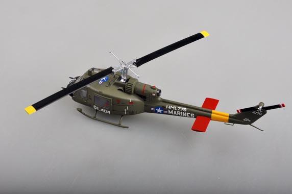 Mô hình máy bay trực thăng UH-1C Marines tỉ lệ 1:48