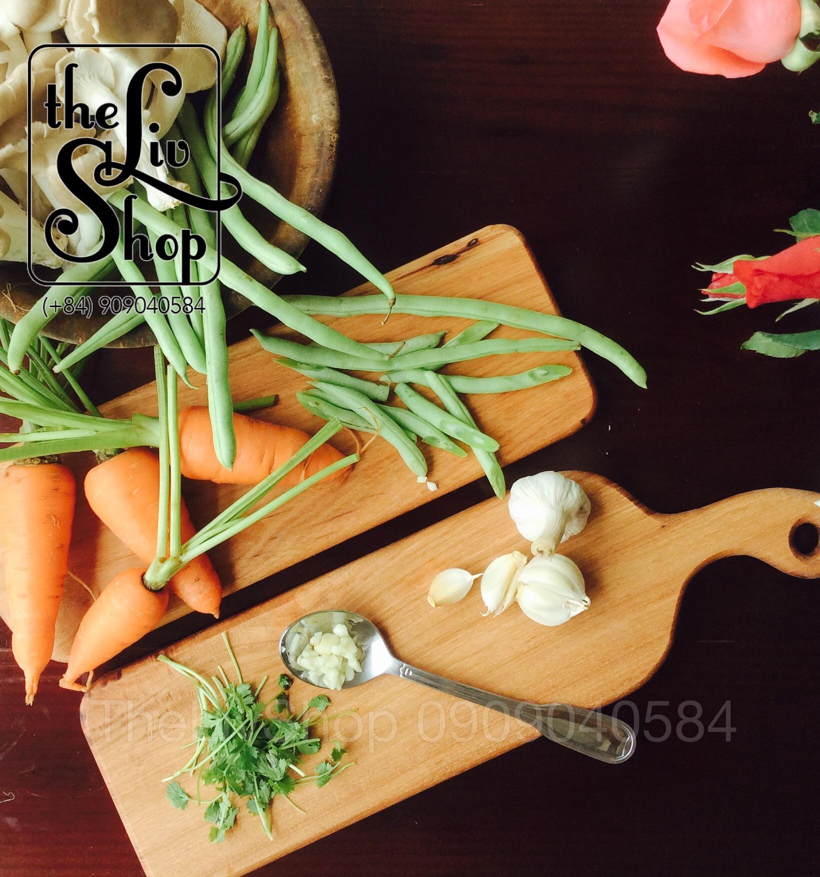 Thớt gỗ hồ đào TheLivShop (dài 40cm)