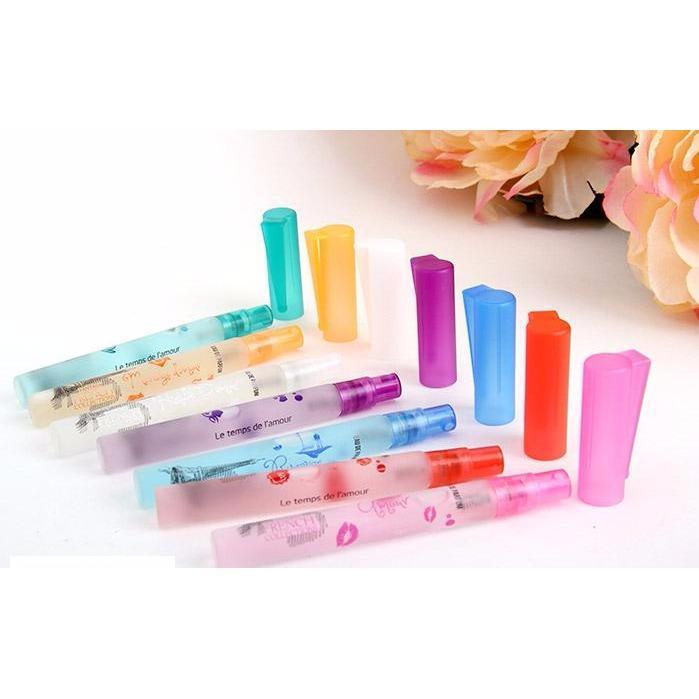 Nước hoa Vera Eau De Parfum 10ml (1 cây)