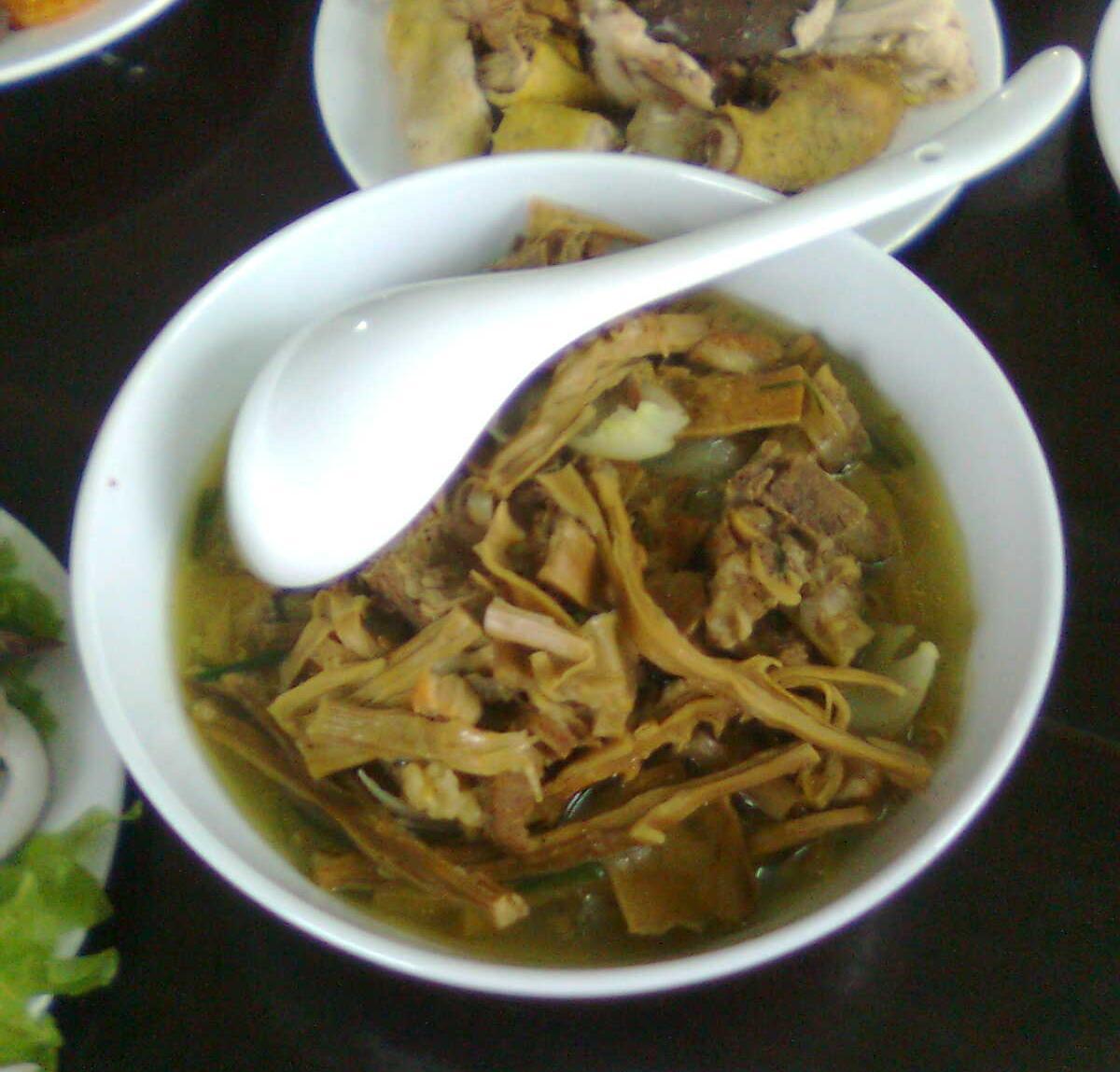 Măng khô tây nguyên (05kg)