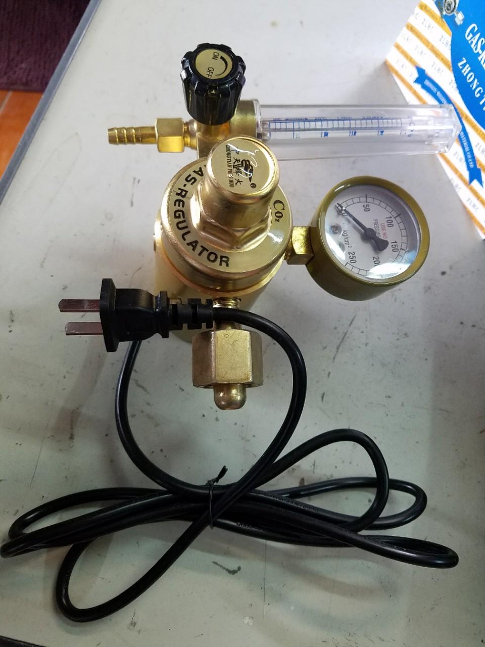 Đồng hồ co2 220V