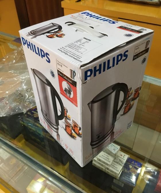 Ấm siêu tốc Philips HD9316 1.7L (bạc) - Hàng nhập khẩu