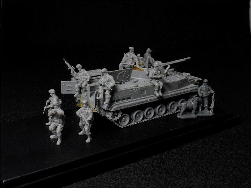Mô hình lắp ghép xe chiến đấu bộ binh BMP-3