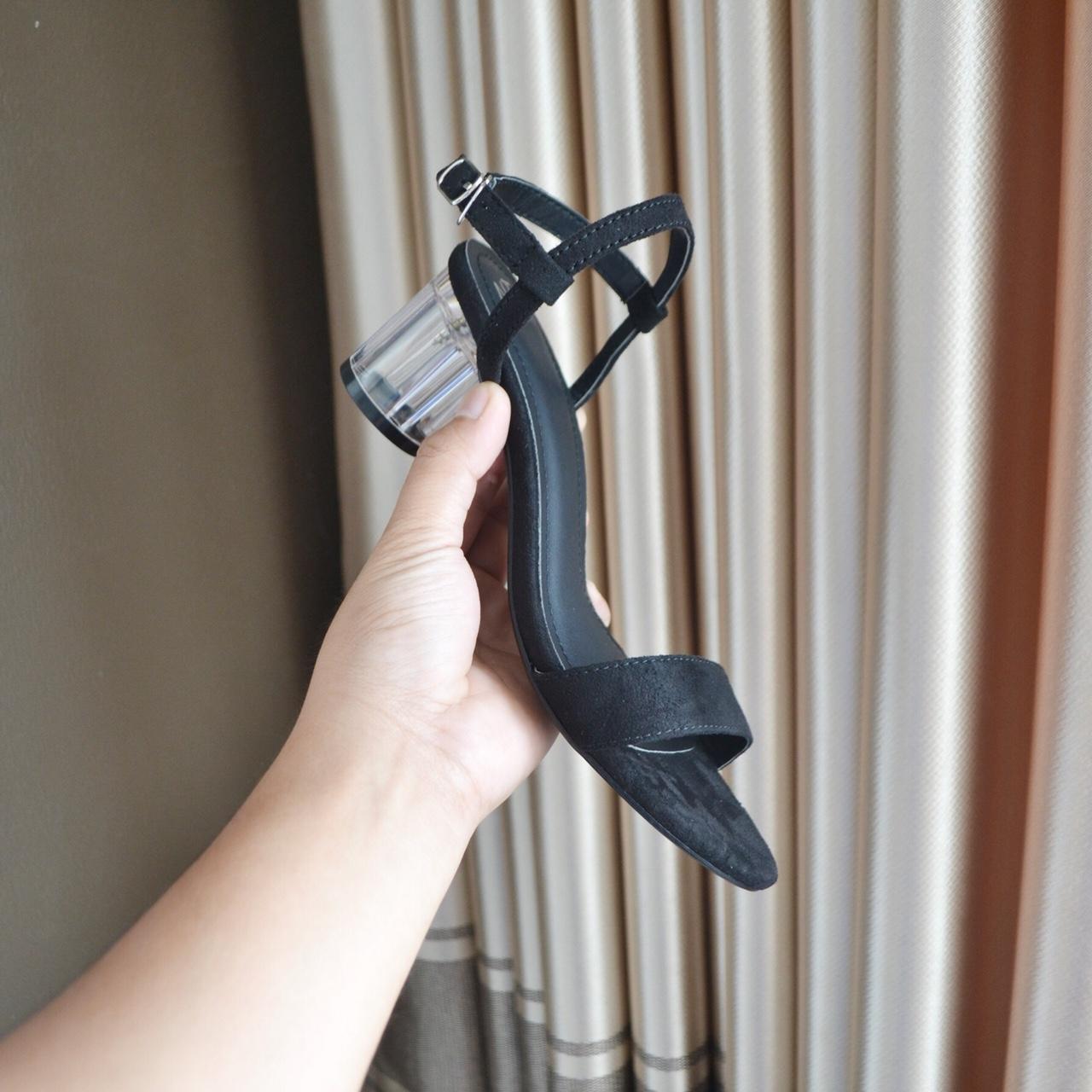 Sandal gót trụ trong 5 phân (Đen)