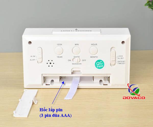 Đồng hồ báo thức cảm biến phát sáng trong đêm V4