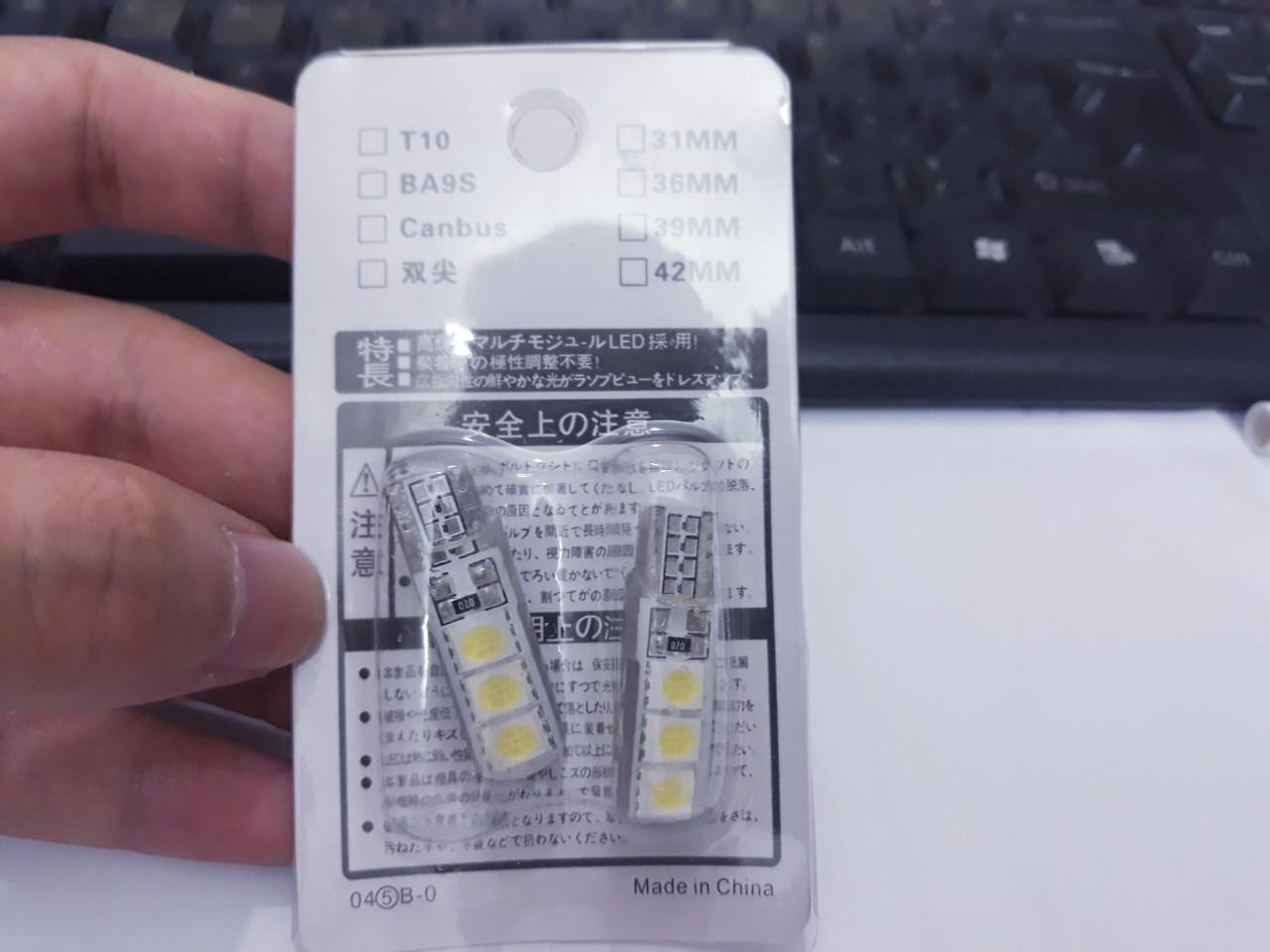 Đèn led soi biển số, led lăng tec deme chân T10