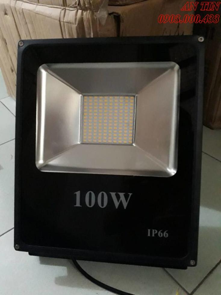 Đèn Pha Led IP66 Siêu mỏng, siêu sáng 100W (Ánh Sáng VÀNG)