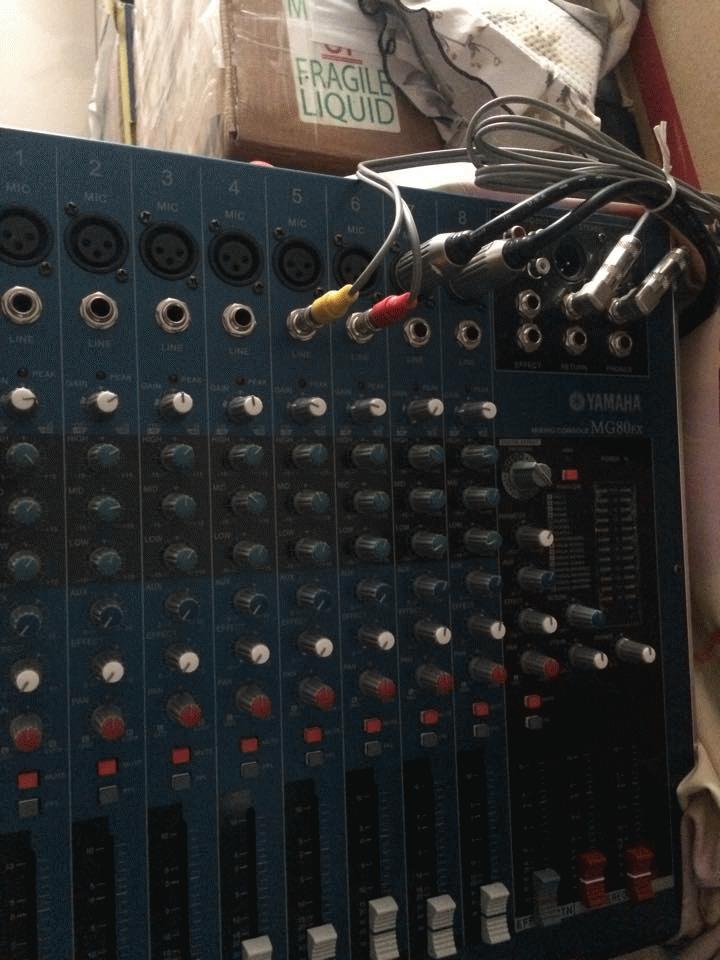 Mixer Yamaha MG80FX