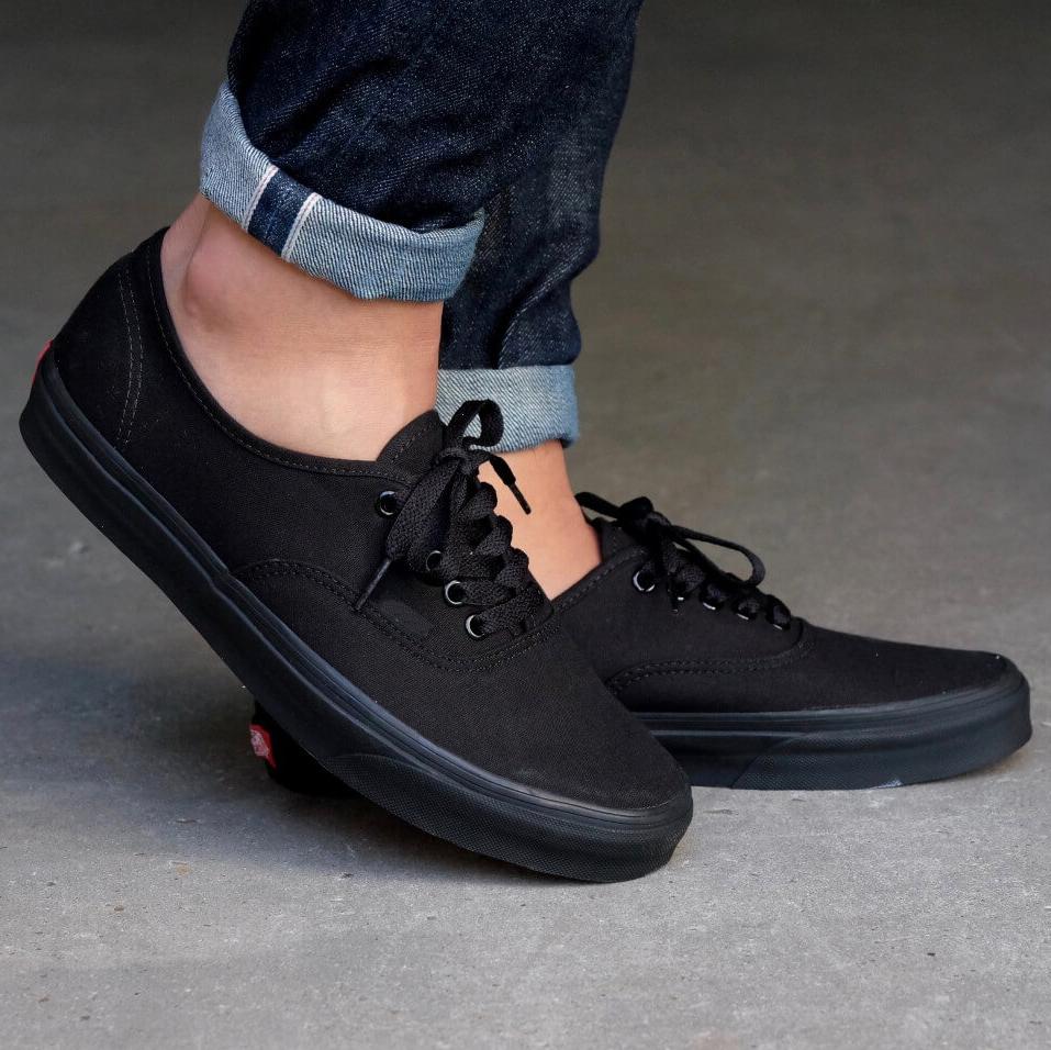 Giày Sneaker Vải Nữ VNS Classic Full Đen