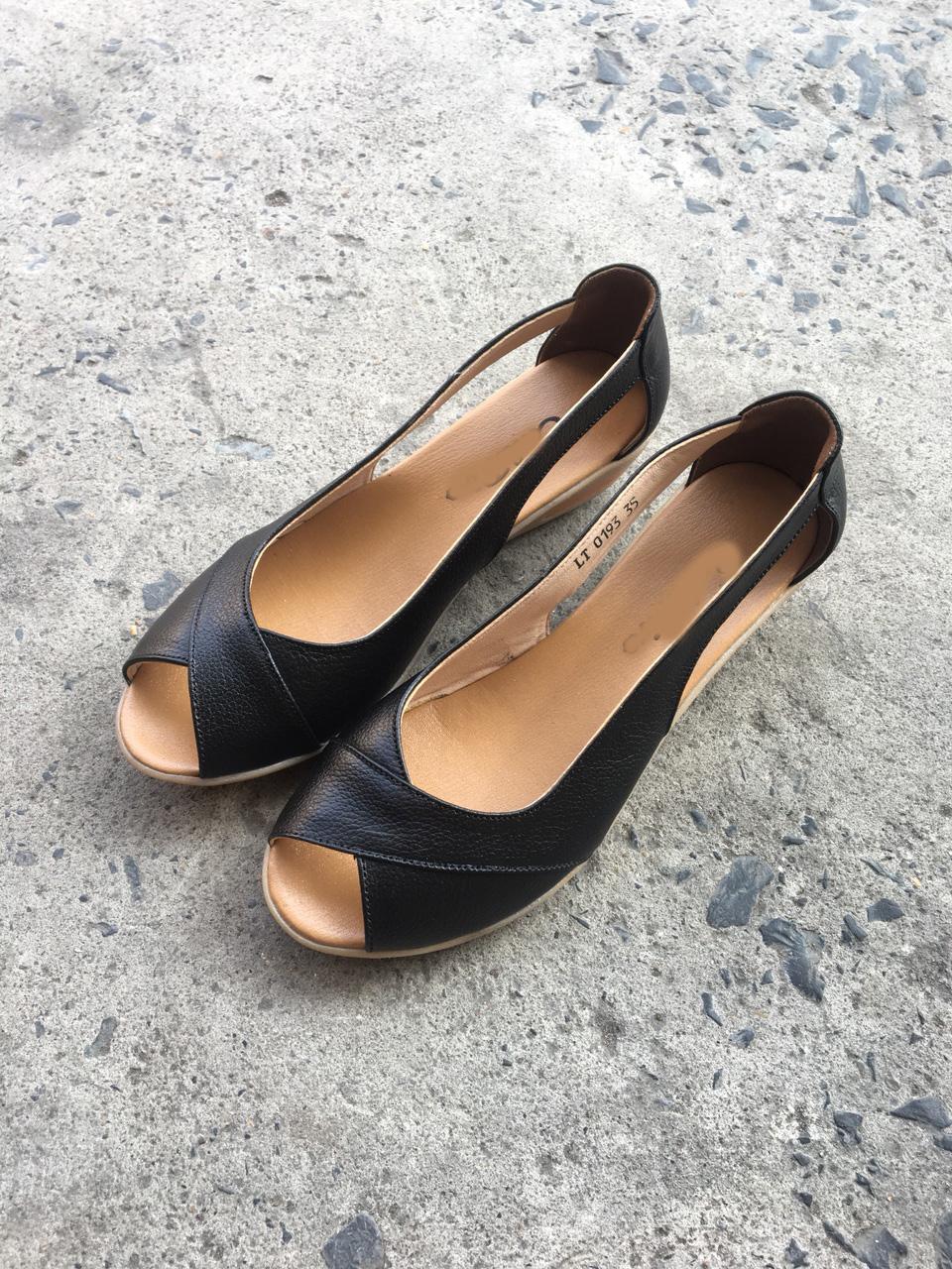 Sandal đế xuồng 3 phân quai chéo (Đen)