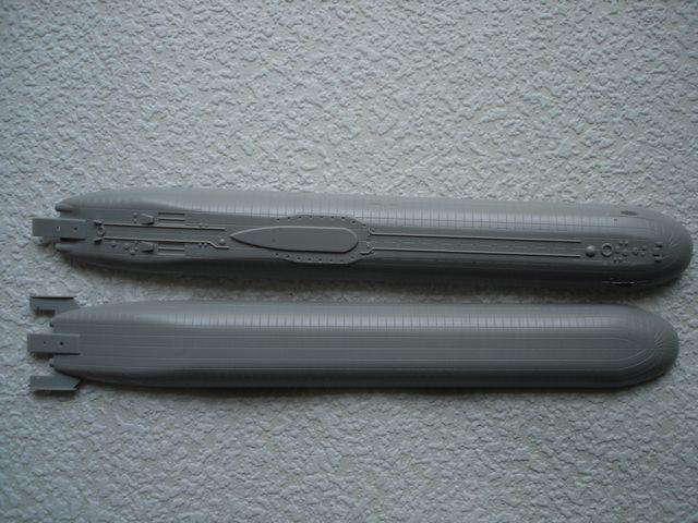 Bộ mô hình lắp tàu ngầm TYPHOON tỉ lệ 1:700