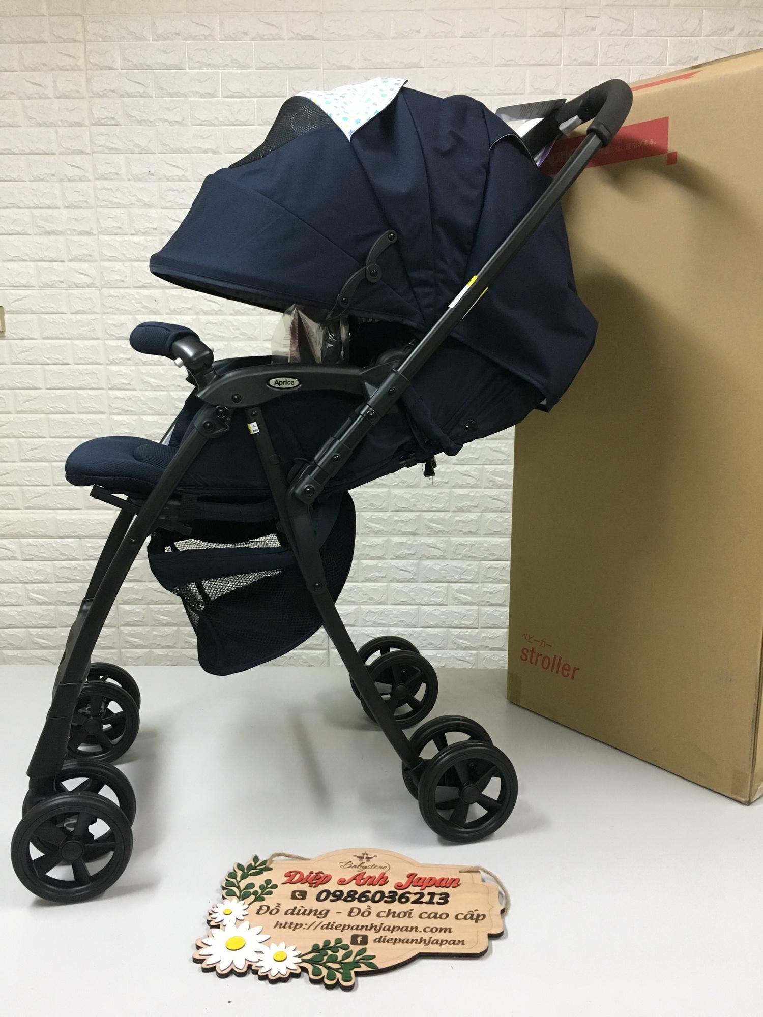 Xe đẩy trẻ em Aprica Karoon Plus HS Navy 92568