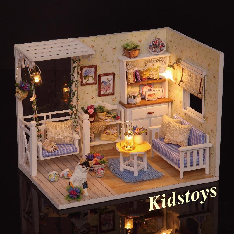 Đồ chơi mô hình nhà gỗ diy Cute Room H-013( Tặng Mica Che Bụi + Keo)