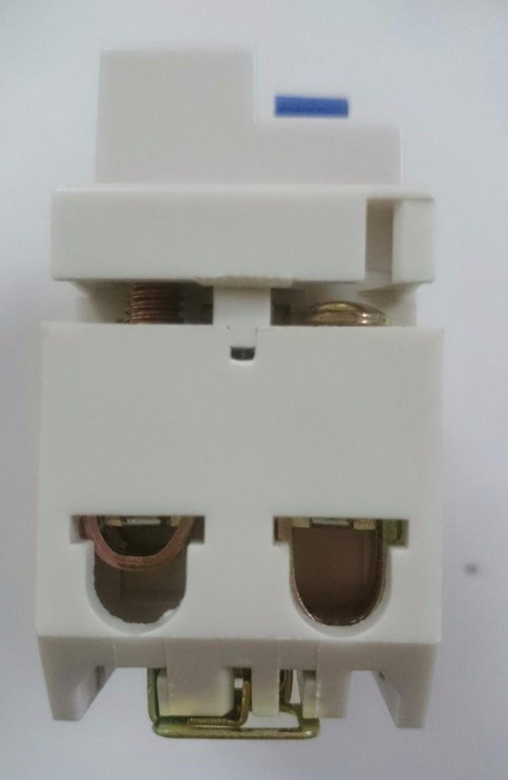 CB CHỐNG GIẬT 63A