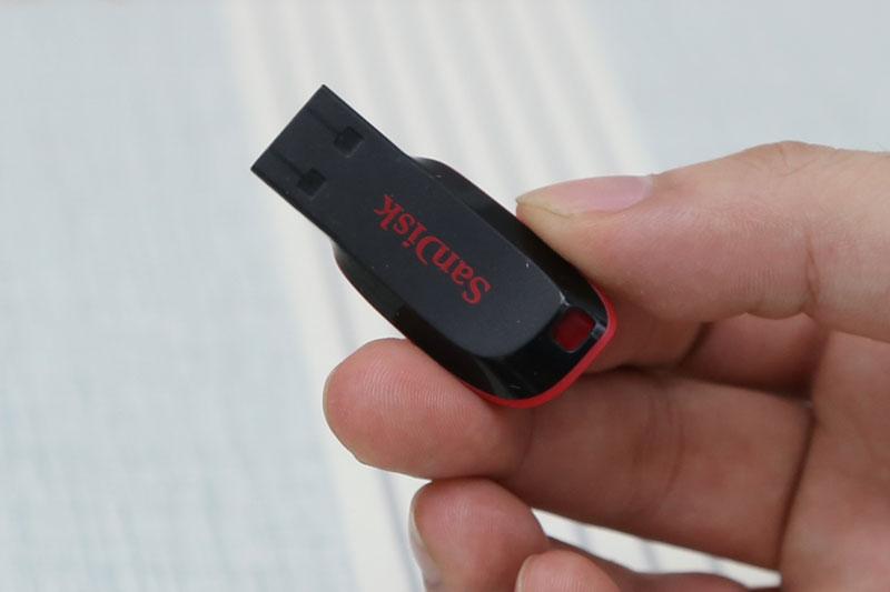 USB 2.0 Sandisk CZ50 8GB