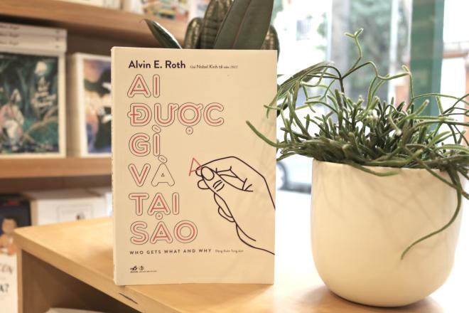 AI ĐƯỢC GÌ VÀ TẠI SAO