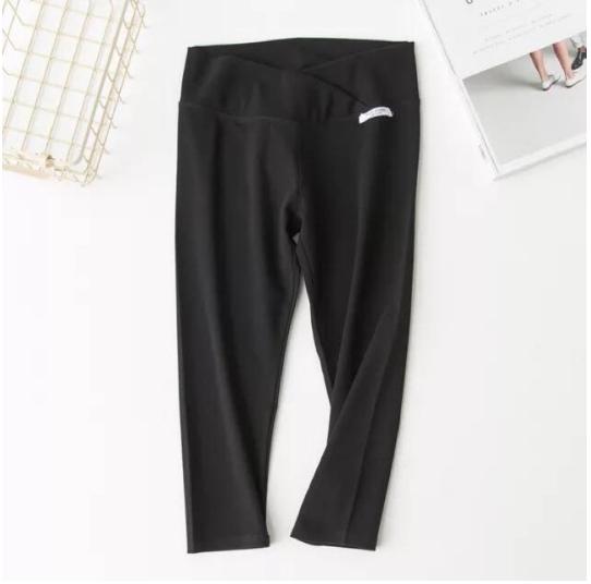 Quần ngố bầu cạp chéo ( freesize Đen)