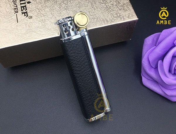 Bật lửa xăng đá bọc da Chief CF002-2