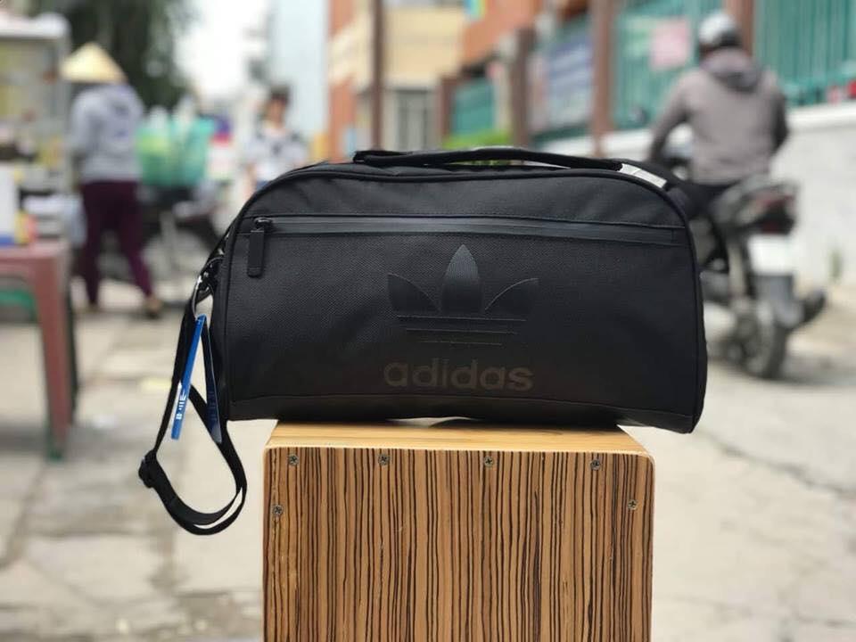 Túi Đeo Chéo Thể Thao Xịn