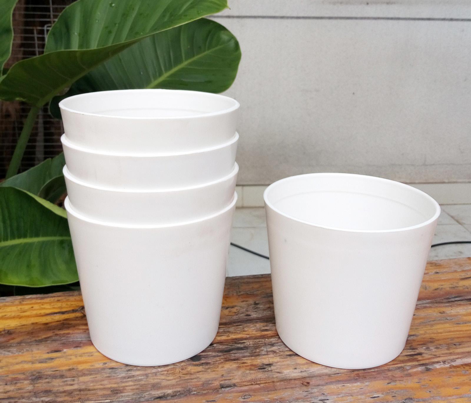 [HCM]Bộ 5 chậu hoa tròn trơn - nhựa dày tốt màu trắng size 14x13x11cm