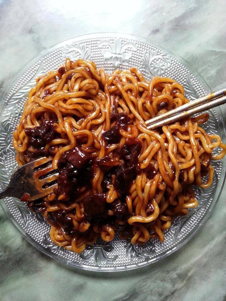 500g TƯƠNG ĐEN HÀN QUỐC