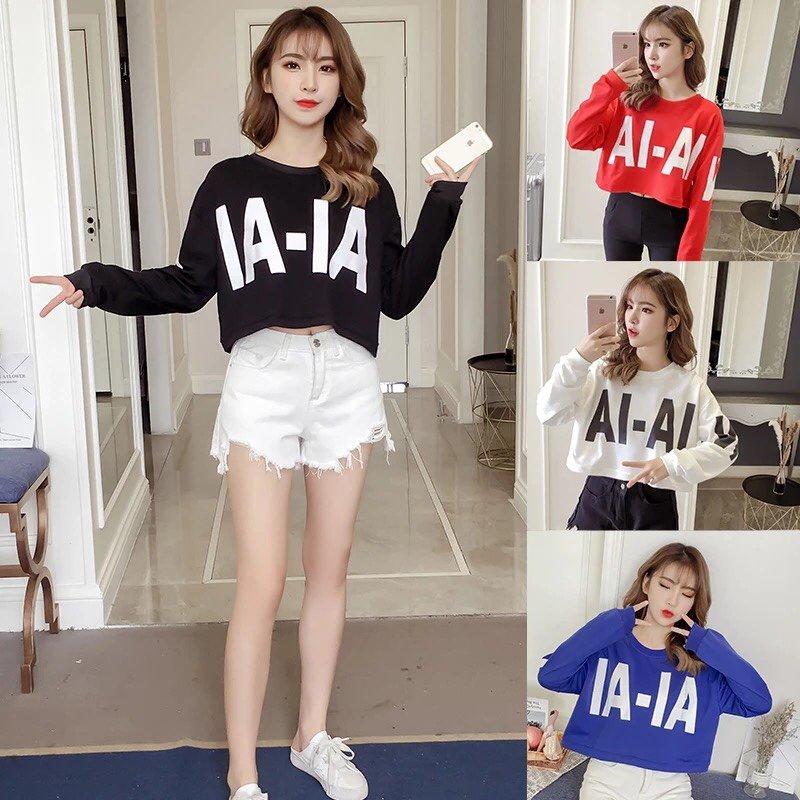 Áo croptop chữ IA IA siêu siêu cá tính