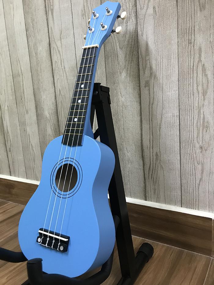 Đàn Ukulele Soprano Gỗ Size 21 inch.