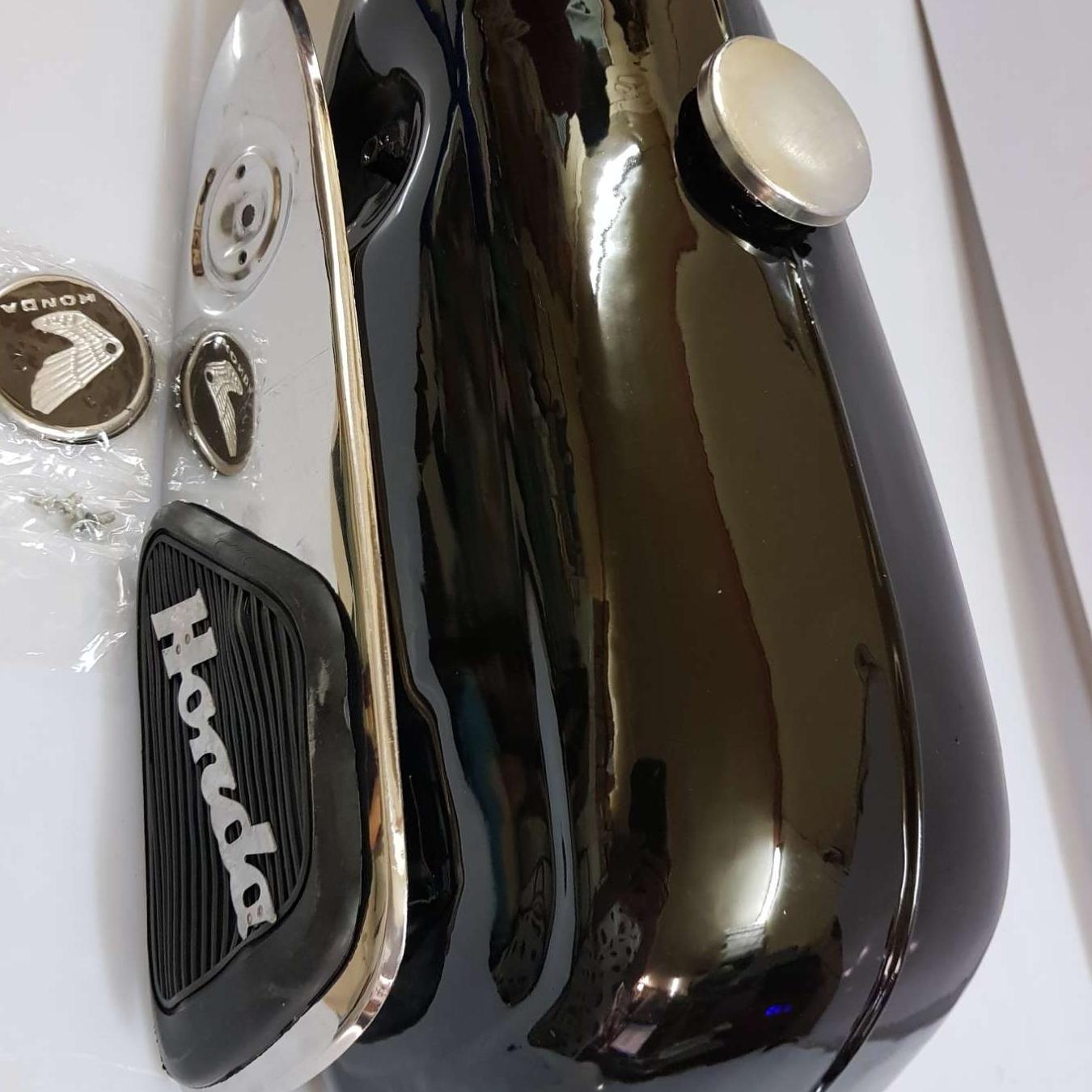 Thùng đựng  xăng 67 combo 4 món