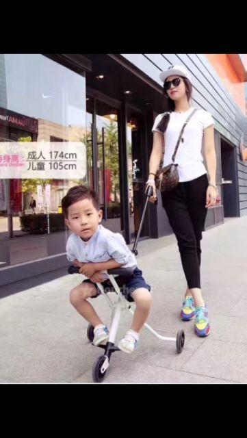 Xe đẩy 3 bánh gấp gọn thông minh cho bé