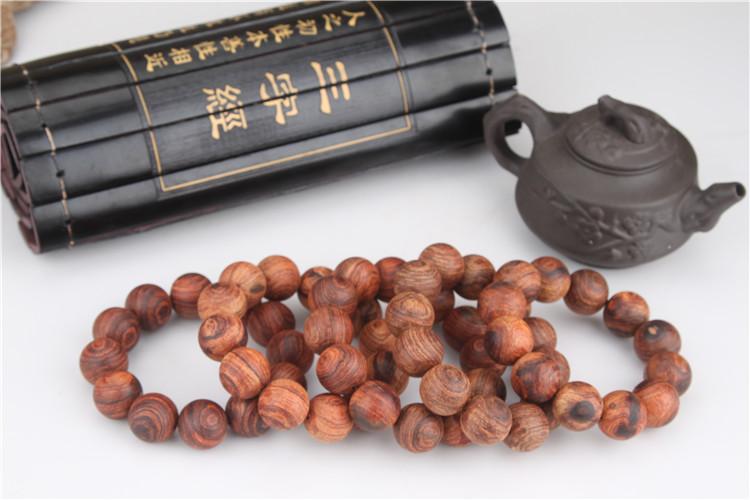vòng tay gỗ Sưa đỏ
