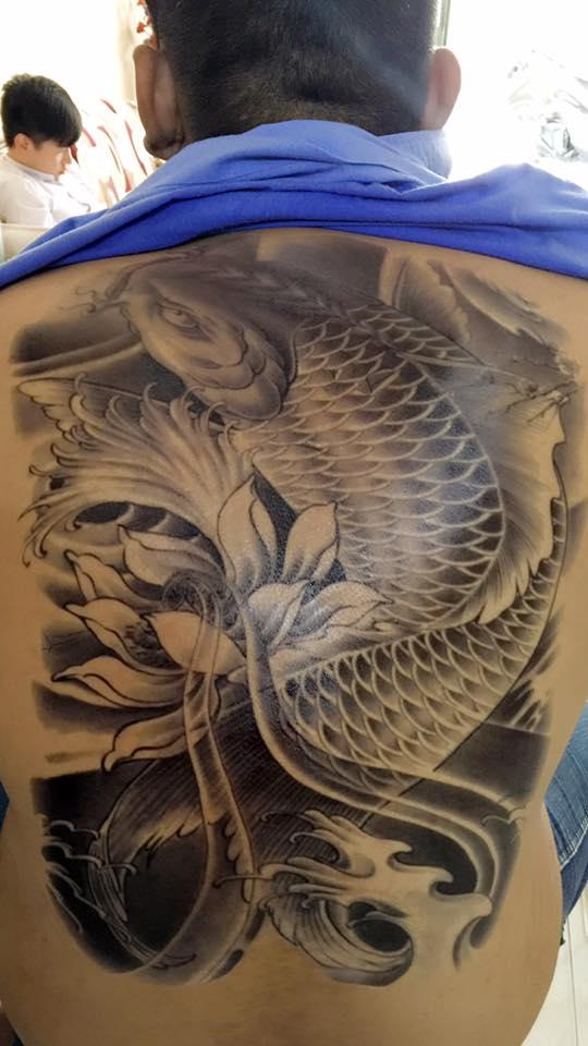 KaoKao | [HCM]Hình xăm dán tattoo kín lưng cá chép trắng đen ...