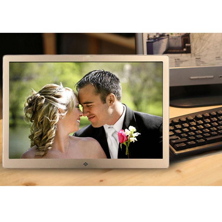 Khung ảnh số 15 inch HD gợi nhớ những kỷ niệm