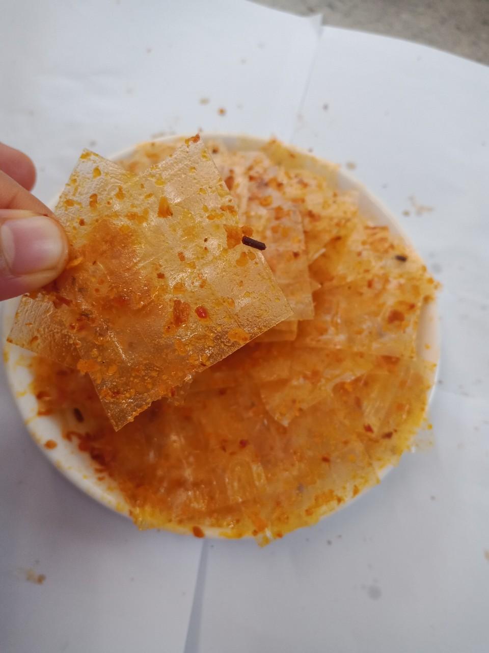 1kg bánh tráng trộn sa tế tỏi khô bò bằm cắt miếng vuông