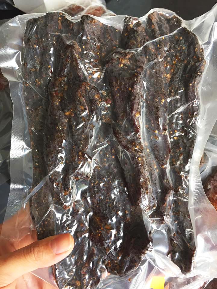 Thịt lợn gác bếp ngon bá cháy - Đặc sản dân tộc vùng cao 500G [Tặng kèm chẩm chéo]