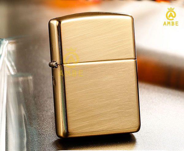 Bật lửa Zippo Mỹ vàng trơn bóng 254B