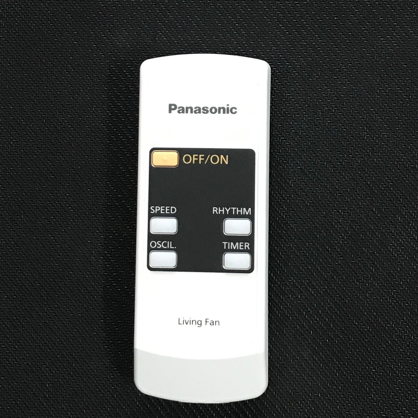 Điều khiển quạt cây và treo tường panasonic  (trắng)