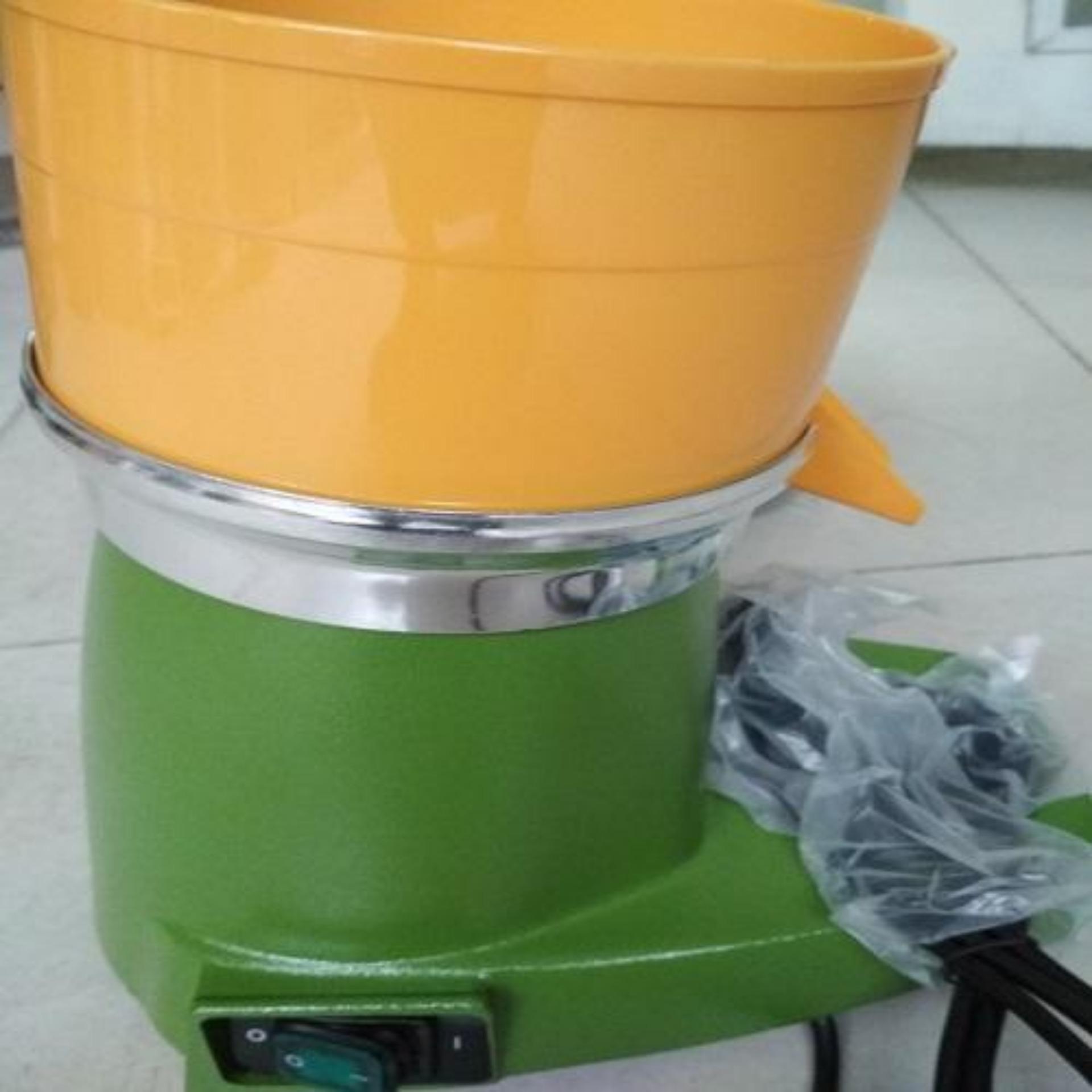 Máy ép cam bằng điện Juicer SM-CJ3