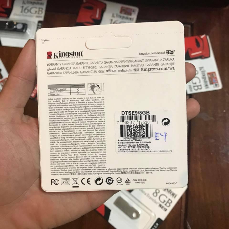 USB Kingston 2.0 DataTraveler SE9 8GB - GIÁ RẺ