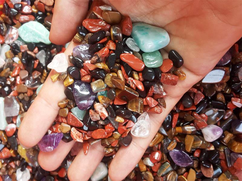 Đá thạch anh vụn [0.3kg đá tự nhiên phong thủy nhiều màu]