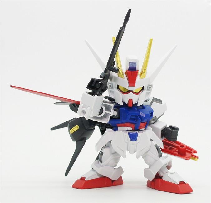 Mô Hình Lắp Ráp Bandai SD EX-Standard Aile Strike Gundam