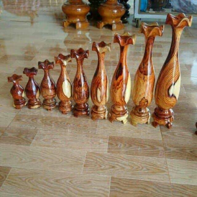 Bộ lục bình 9 món.gỗ cẩm, hút vượng khí và may mắn. Kích thước lần lượt37cm ,32cm ,30cm , 27cm , 23cm , 20cm ,17cm ,14cm, 11cm